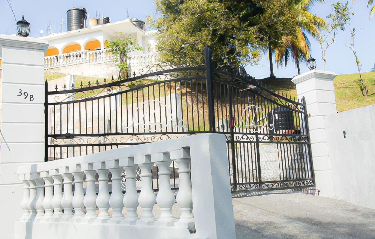 Red Hassell Manor Hotell Port Antonio Eksteriør bilde